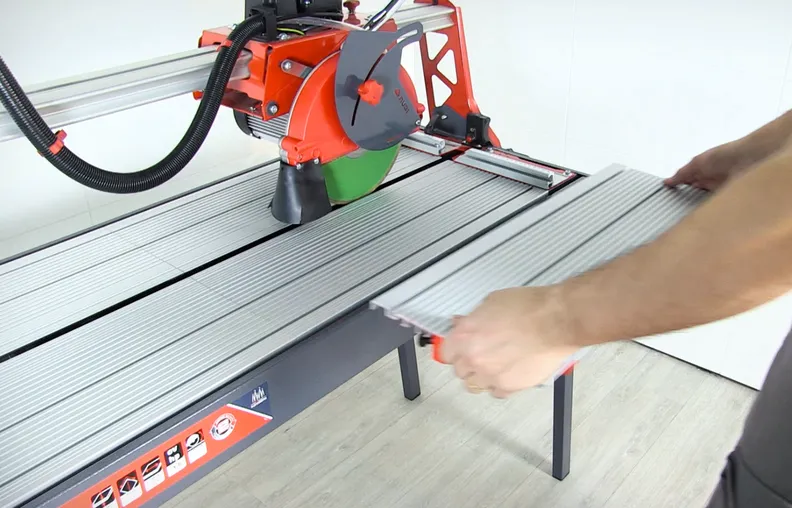 RUBI | Electric Cutter and Miter Saw DC-250 Python 850